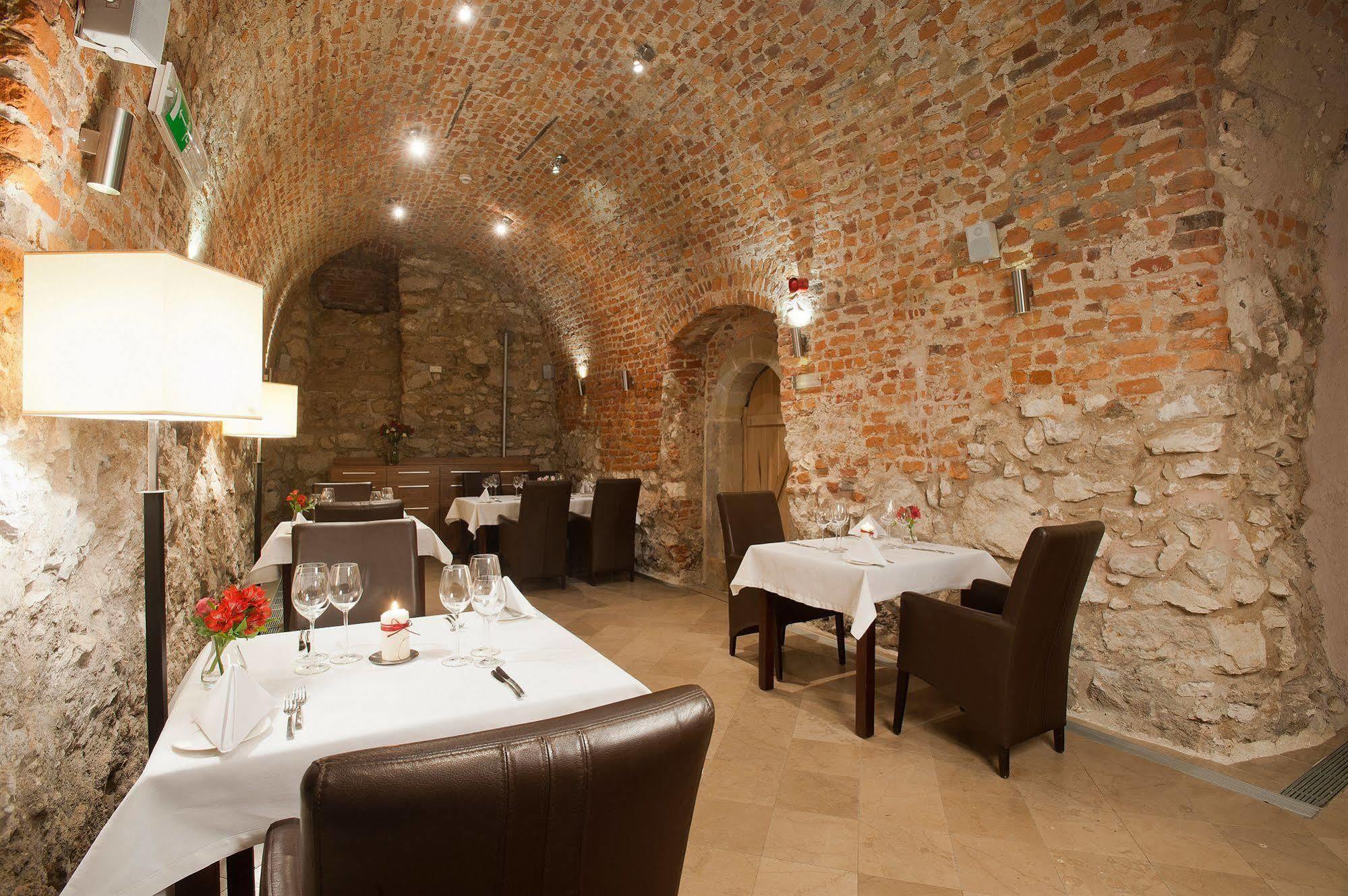 Hotel Unicus Krakow Old Town Restaurant photo